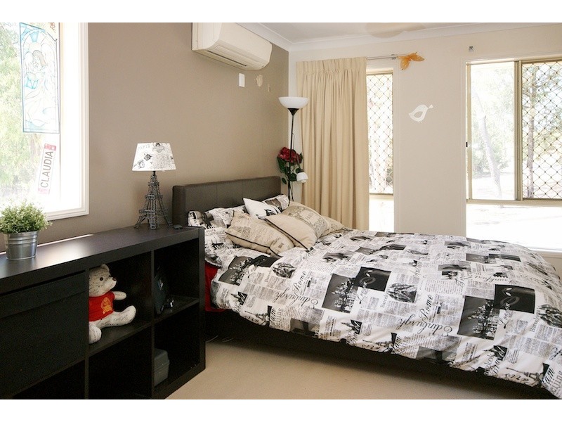 48 Ithaca Way, Forest Lake QLD 4078