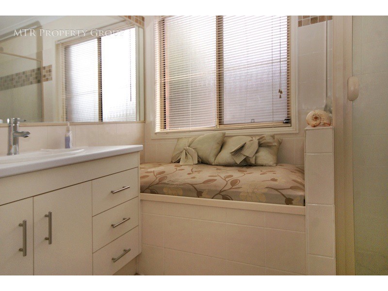 14 Yarraman Place, Forest Lake QLD 4078