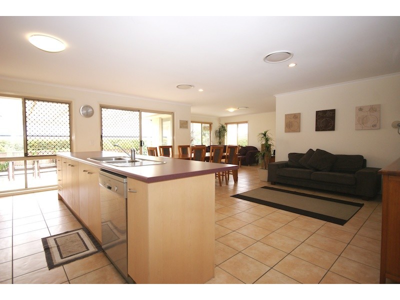 16 Fitzroy Place, Forest Lake QLD 4078