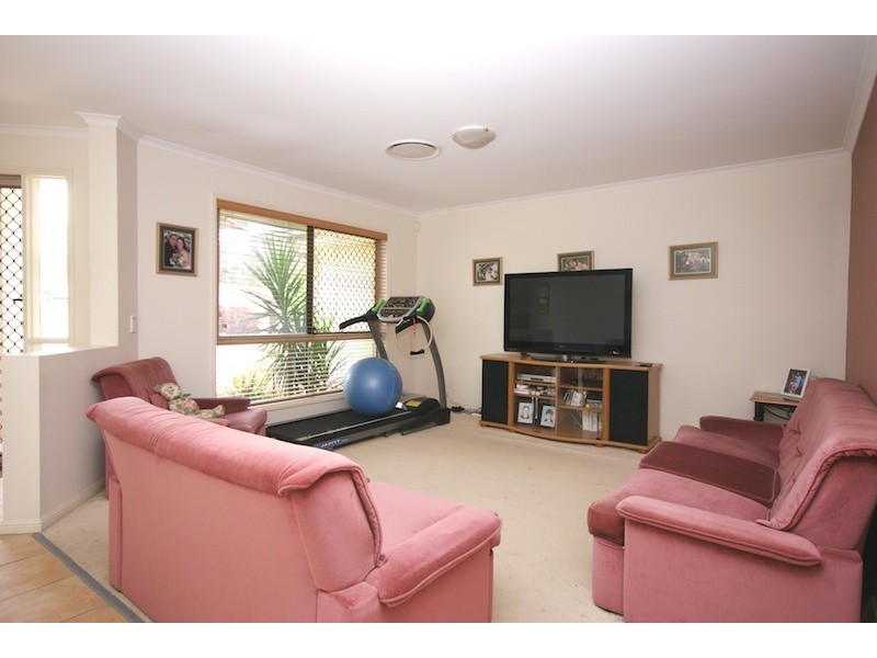 16 Fitzroy Place, Forest Lake QLD 4078