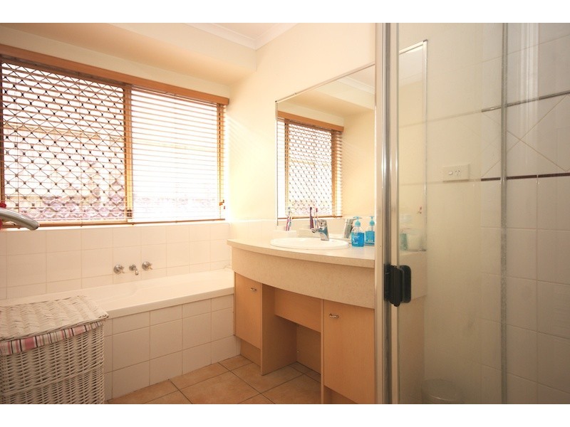 16 Fitzroy Place, Forest Lake QLD 4078