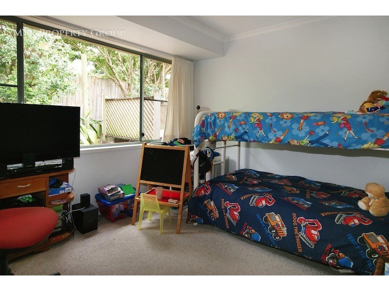 16 Martindale Place, Forest Lake QLD 4078