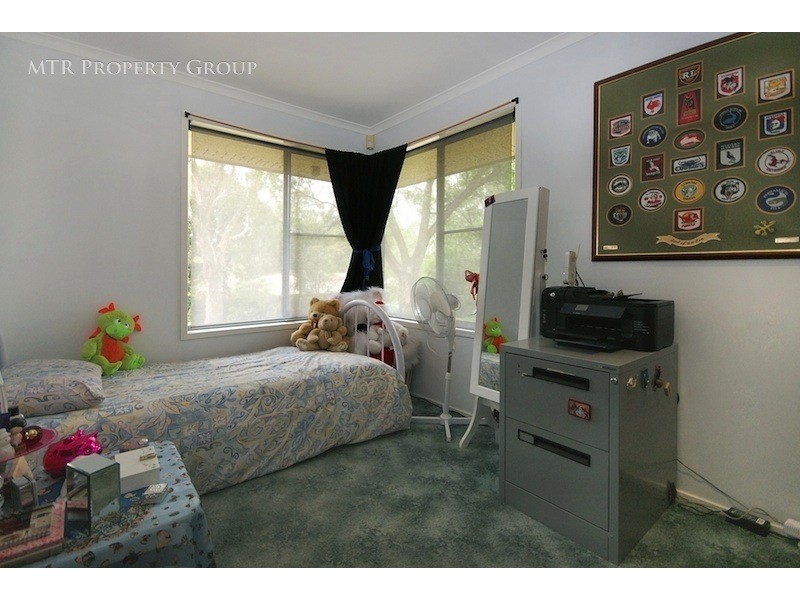 16 Martindale Place, Forest Lake QLD 4078