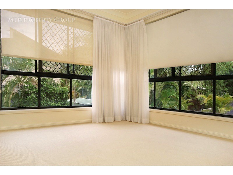 6 Santa Cruz Place, Forest Lake QLD 4078