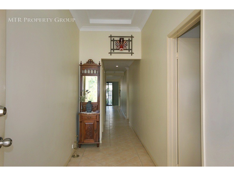 40 Kondalilla Parade, Forest Lake QLD 4078