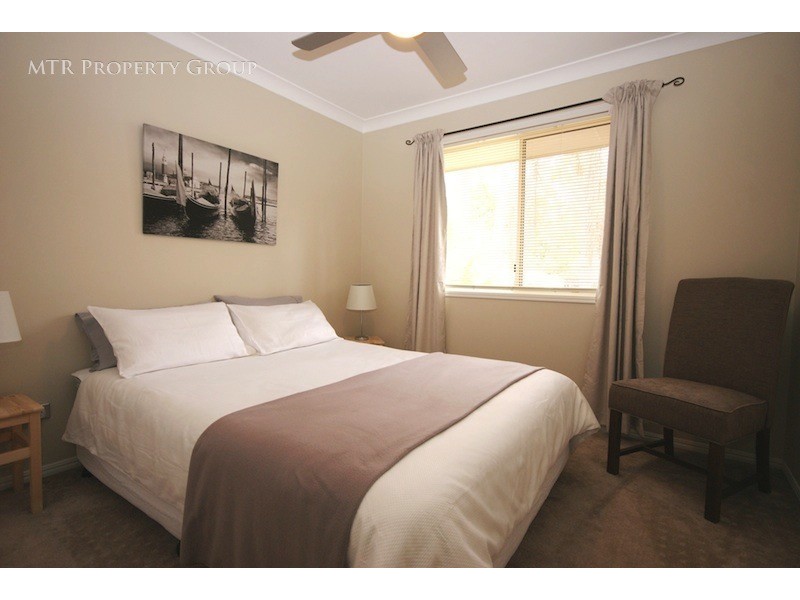 43 Flinders Crescent, Forest Lake QLD 4078