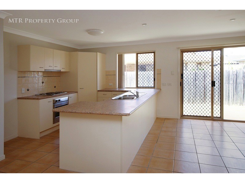 7 Agostino Close, Doolandella QLD 4077