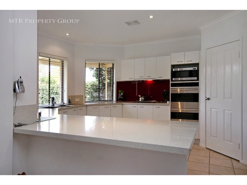 39 Alexandrina Circuit, Forest Lake QLD 4078