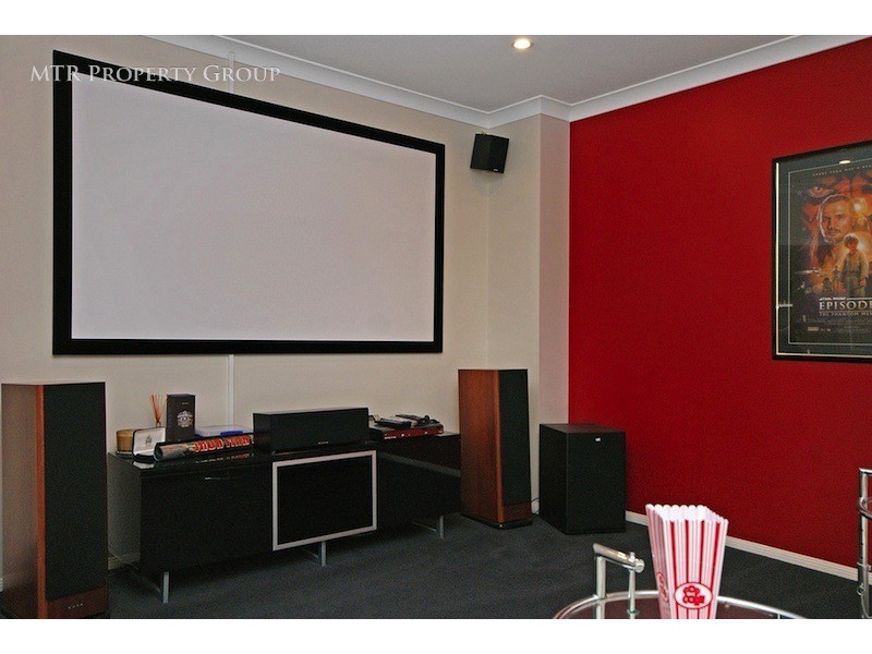 5 Gregory Close, Forest Lake QLD 4078