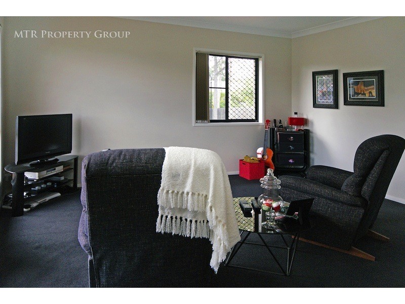 5 Gregory Close, Forest Lake QLD 4078