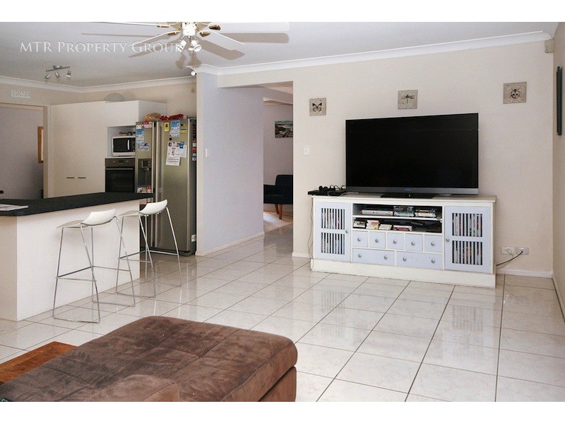 9 Cook Street, Forest Lake QLD 4078