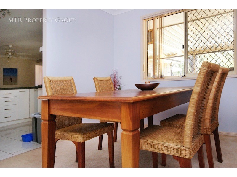 9 Cook Street, Forest Lake QLD 4078