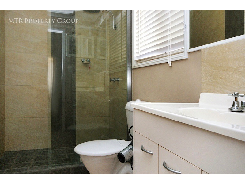 9 Cook Street, Forest Lake QLD 4078