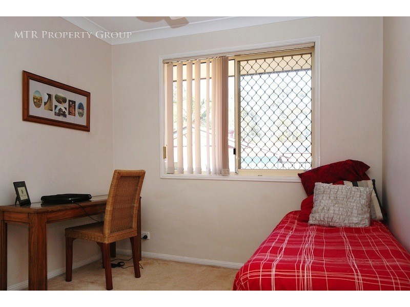 9 Cook Street, Forest Lake QLD 4078