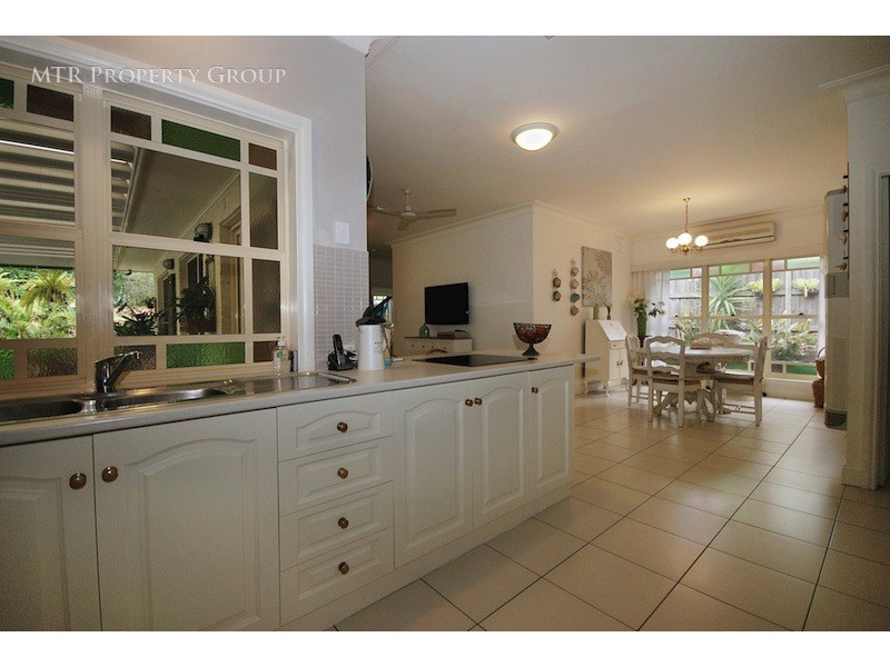 8 Canning Street, Forest Lake QLD 4078