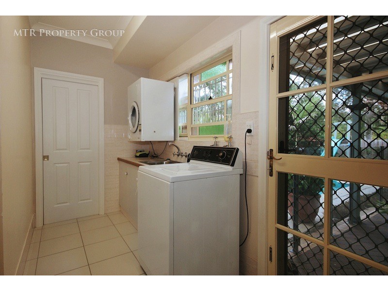 8 Canning Street, Forest Lake QLD 4078