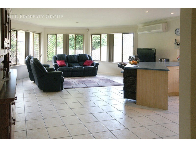 7 Danbulla Crescent, Forest Lake QLD 4078