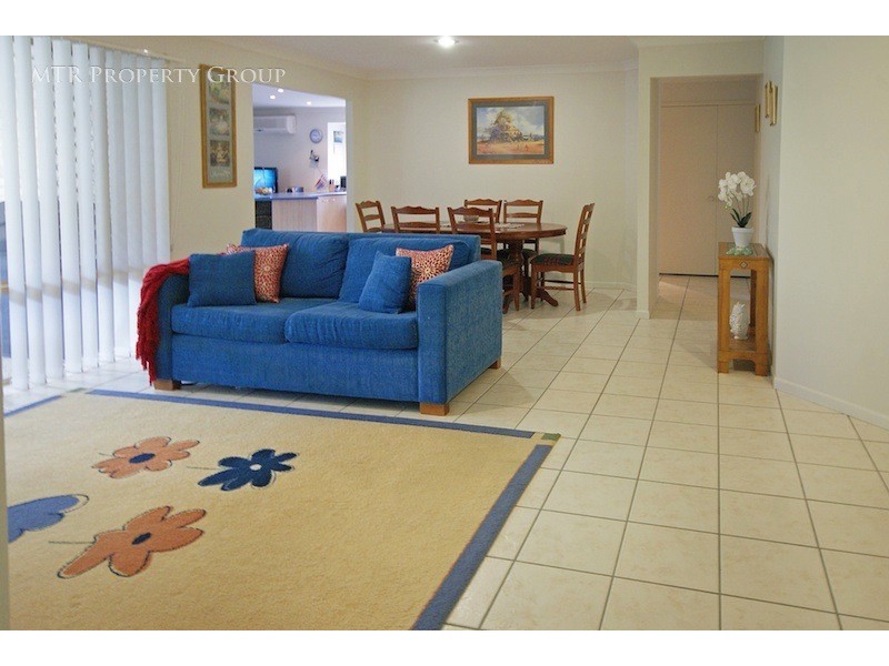 7 Danbulla Crescent, Forest Lake QLD 4078