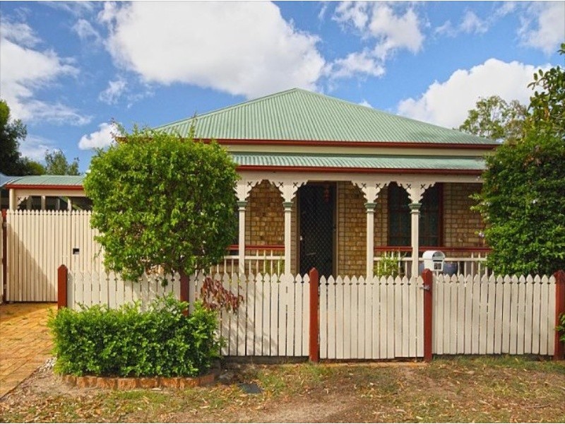 77 Mulgrave Crescent, Forest Lake QLD 4078