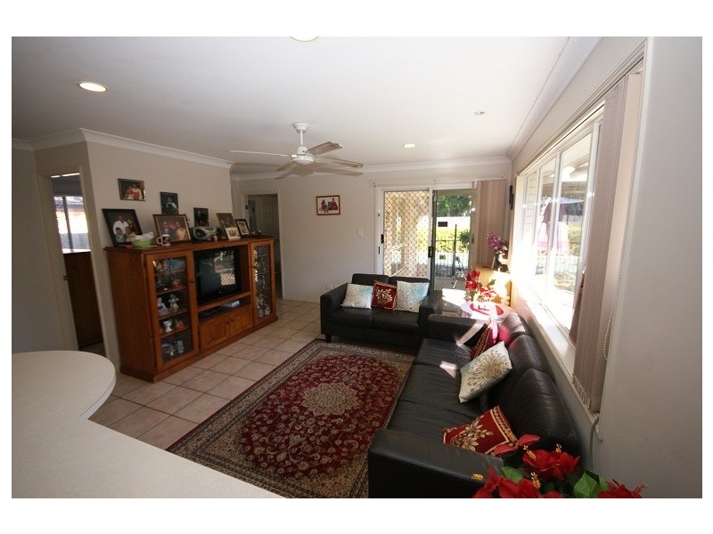 59 Lakeside Crescent, Forest Lake QLD 4078