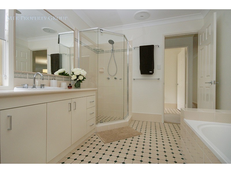 61 Pendula Circuit, Forest Lake QLD 4078