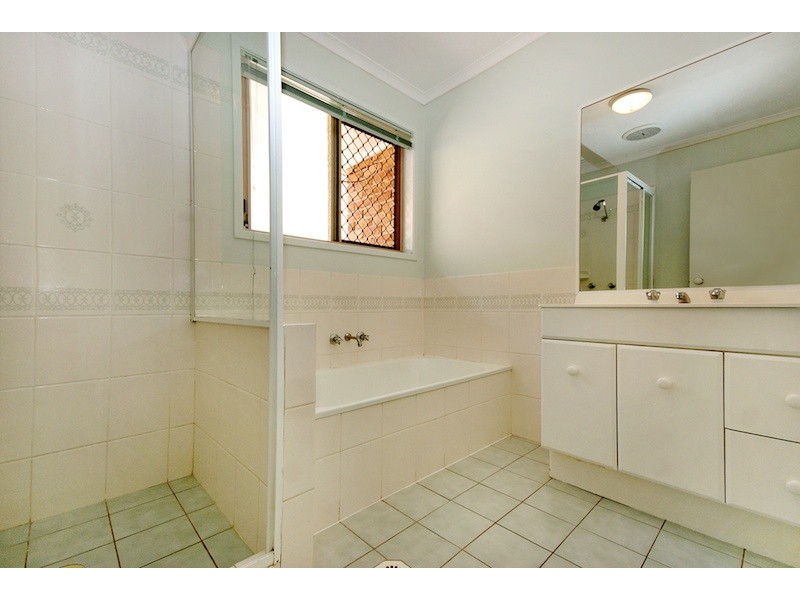 67 Banksia Circuit, Forest Lake QLD 4078