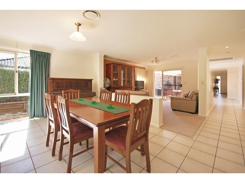 34 Augusta Crescent, Forest Lake QLD 4078