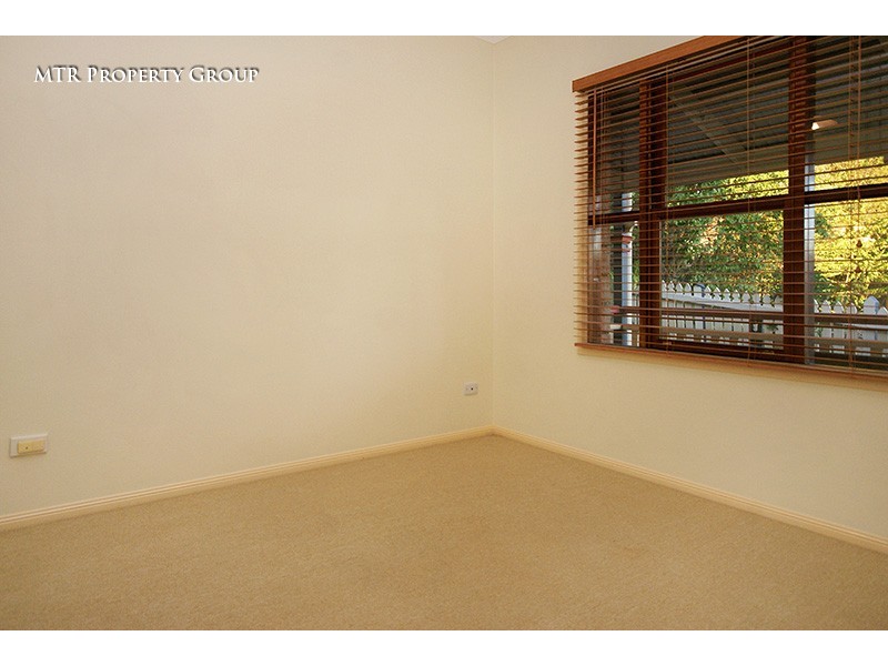 16 Eider Close, Forest Lake QLD 4078