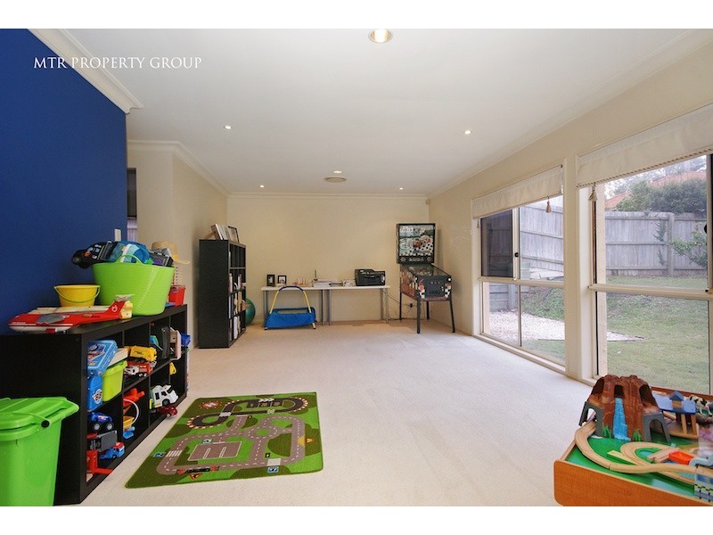 34 Yale Cct, Forest Lake QLD 4078