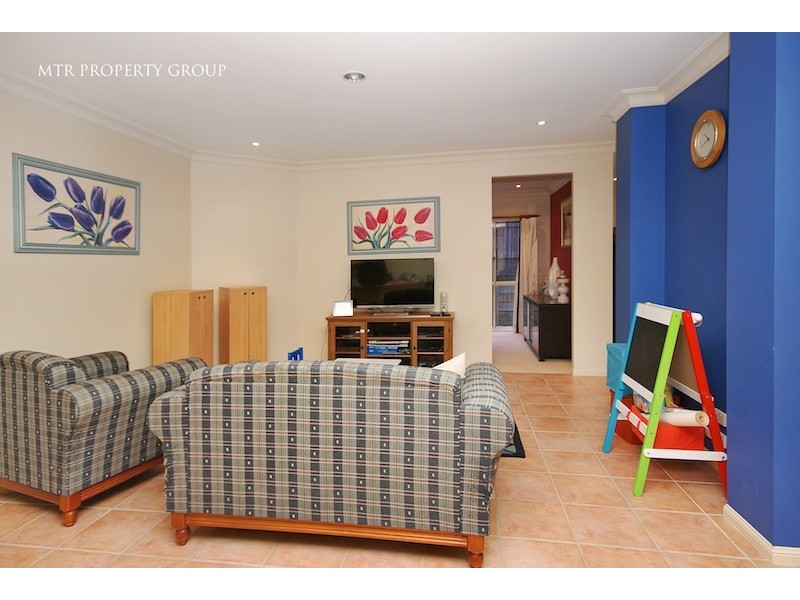 34 Yale Cct, Forest Lake QLD 4078