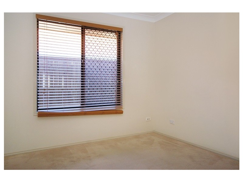 12 Hawthorne Street, Forest Lake QLD 4078