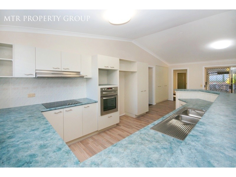 85 Renoir Crescent, Forest Lake QLD 4078