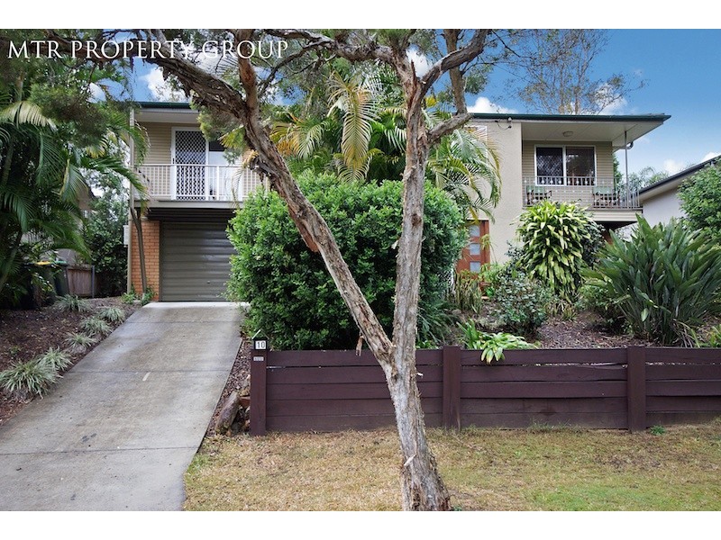 10 Pangela Street, The Gap QLD 4061
