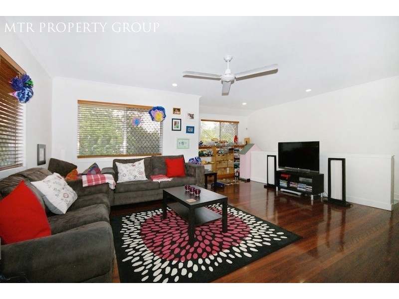 10 Pangela Street, The Gap QLD 4061