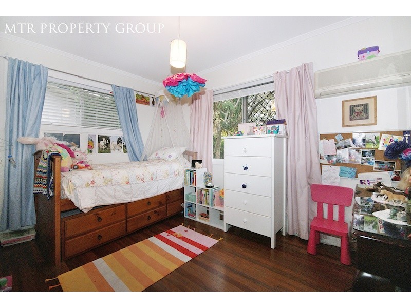 10 Pangela Street, The Gap QLD 4061