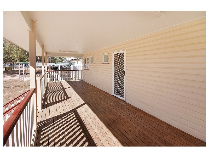 13 Southampton Rd, Ellen Grove QLD 4078