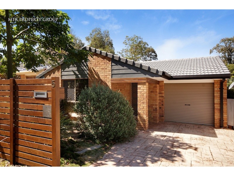 5 Murray Place, Forest Lake QLD 4078