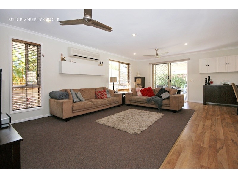 5 Murray Place, Forest Lake QLD 4078