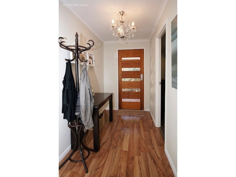 5 Murray Place, Forest Lake QLD 4078