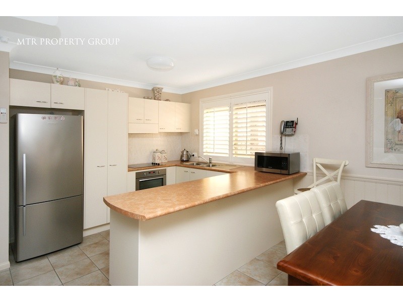 9 Cooroy Street, Forest Lake QLD 4078