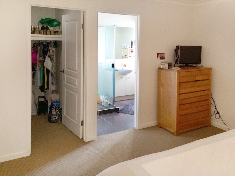 8 Gordon Drive, Upper Coomera QLD 4209