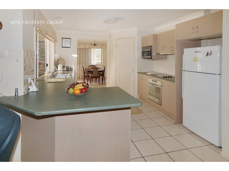 16 Milliken Circuit, Forest Lake QLD 4078