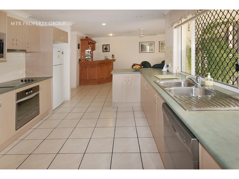 16 Milliken Circuit, Forest Lake QLD 4078