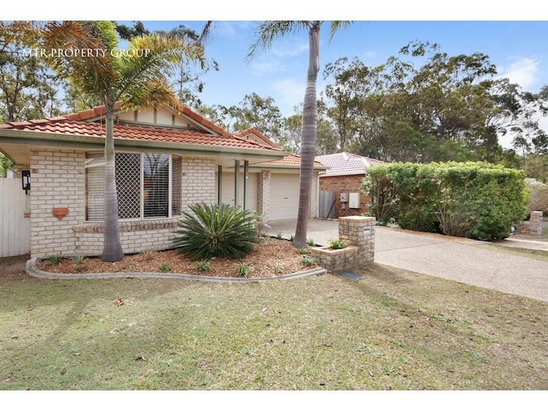 8 Minker Place, Forest Lake QLD 4078
