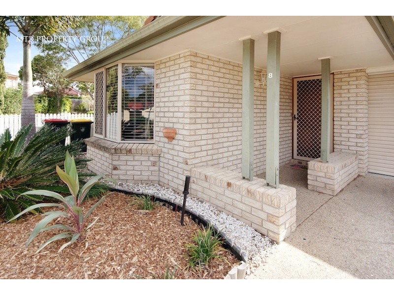 8 Minker Place, Forest Lake QLD 4078