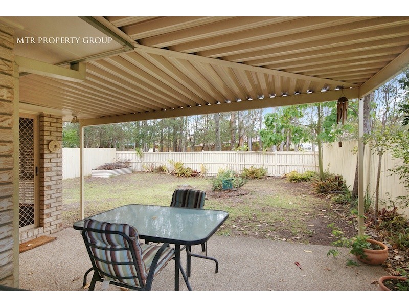 8 Minker Place, Forest Lake QLD 4078