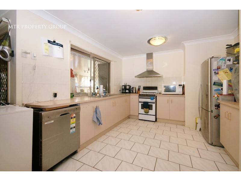 28 Pringle Place, Forest Lake QLD 4078