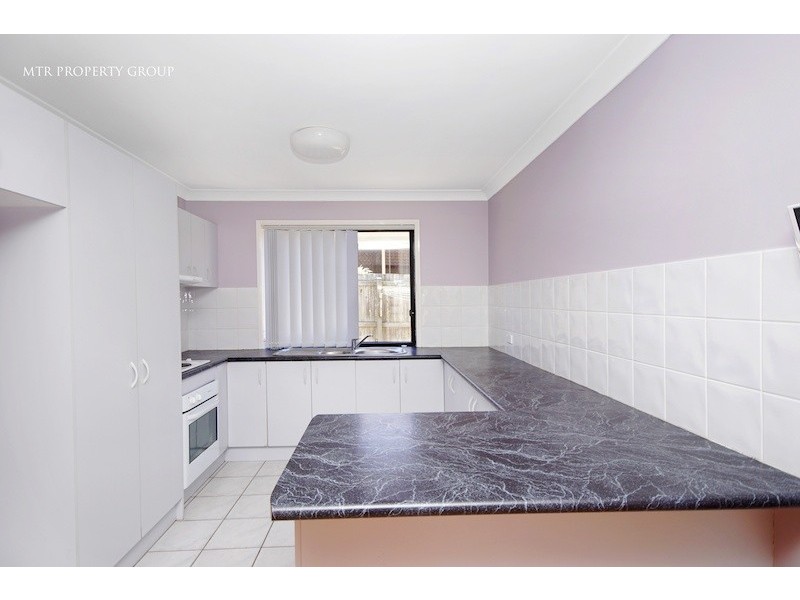 30 St James Street, Forest Lake QLD 4078