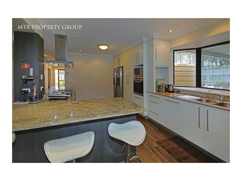 23 Paterson Place, Forest Lake QLD 4078