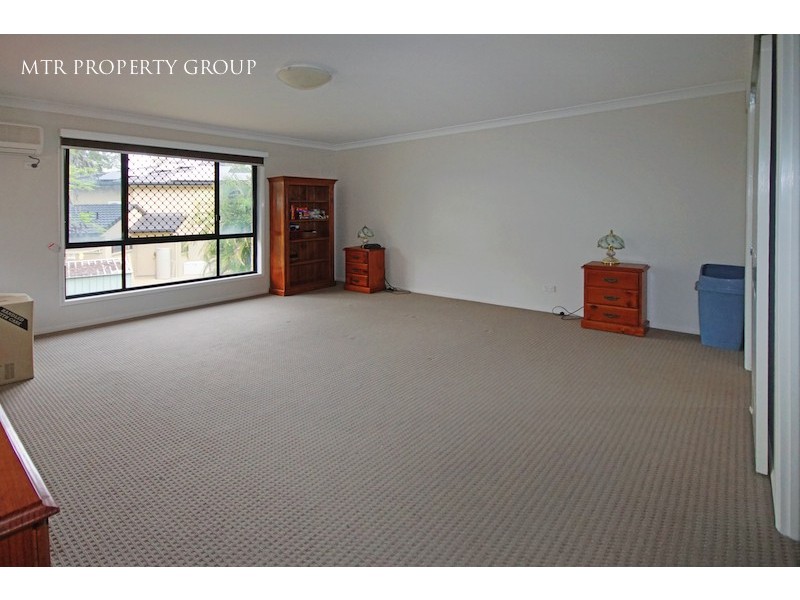 23 Paterson Place, Forest Lake QLD 4078